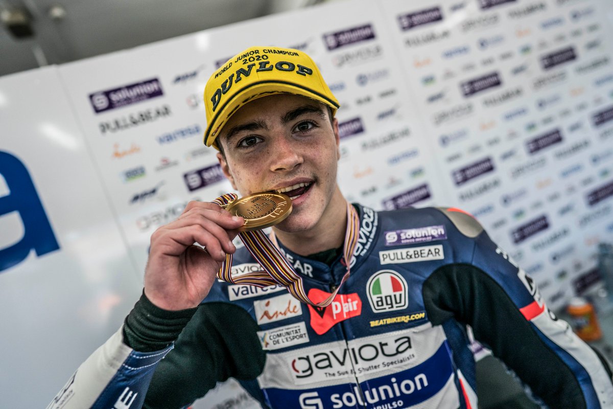 DAZN_ES's tweet photo. ¡OFICIAL! @IzanGuevara28 da el gran salto y el próximo año estará en el Mundial de #Moto3 de la mano del @AsparTeam 👏

¡Mucha suerte y a por todas! 
https://t.co/Bxs9RJ7Dl9
