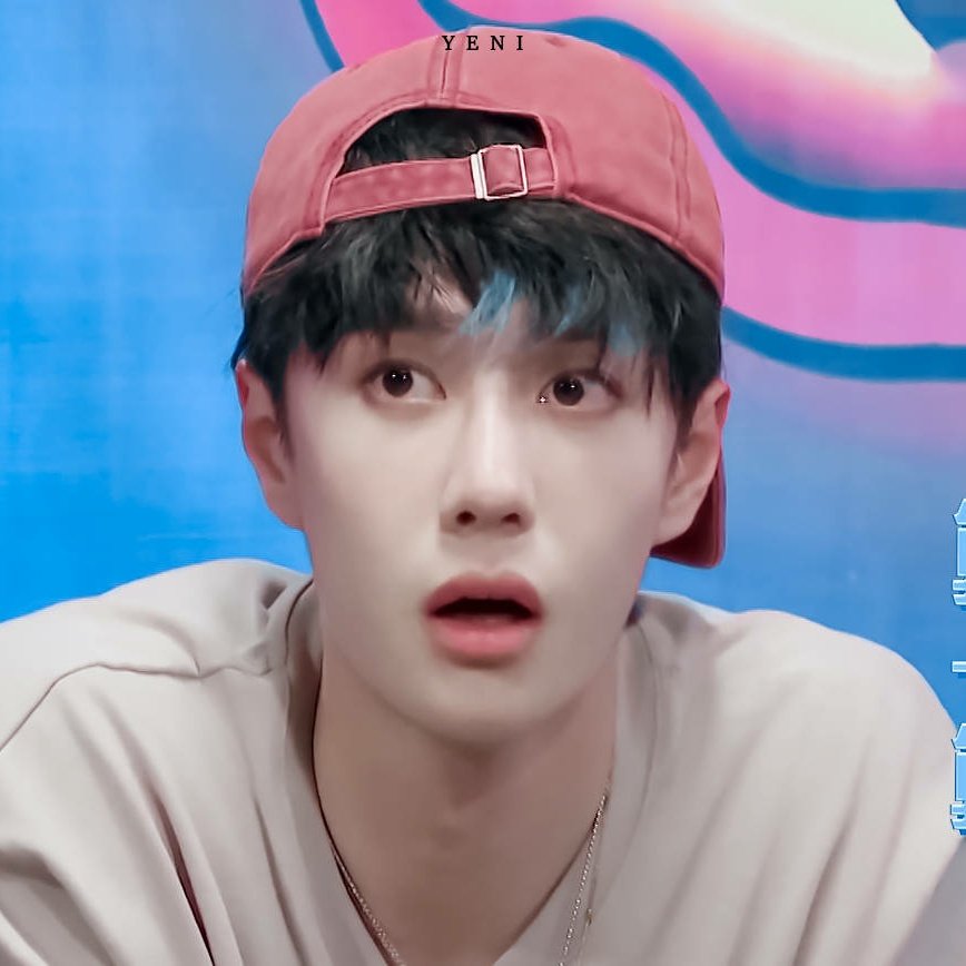 This one is from Wang Yibo updates  Shincan Bo eating KFC