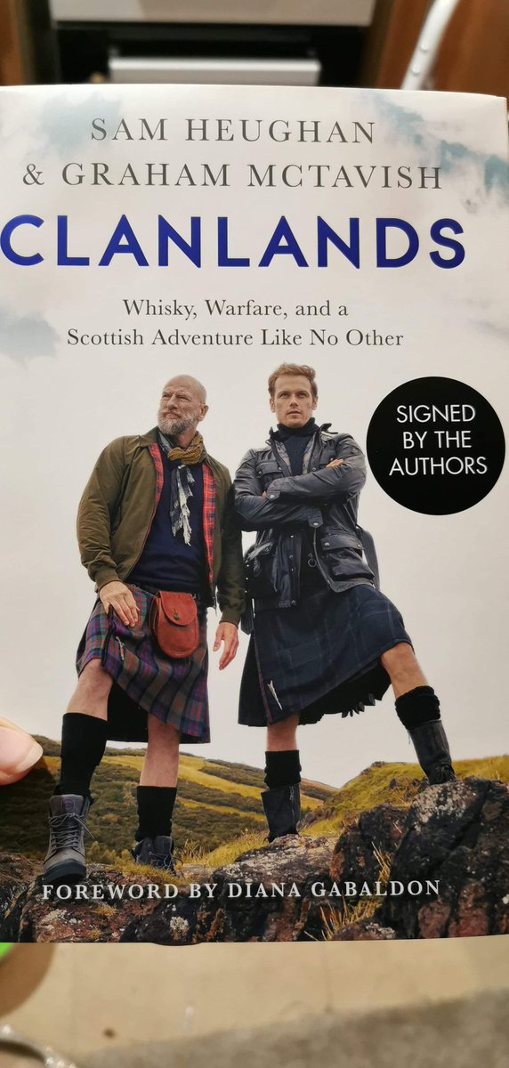 SazM87's tweet photo. Just got my book in the post. Little sad the autographs are upside down😂 I wonder if anyone else has that. It's certainly unique. Can't wait to start reading
@SamHeughan @grahammctavish @MenInKiltsSTARZ @Waterstones #Clanlands #Signed #upsidedown https://t.co/u97wv0aVUS