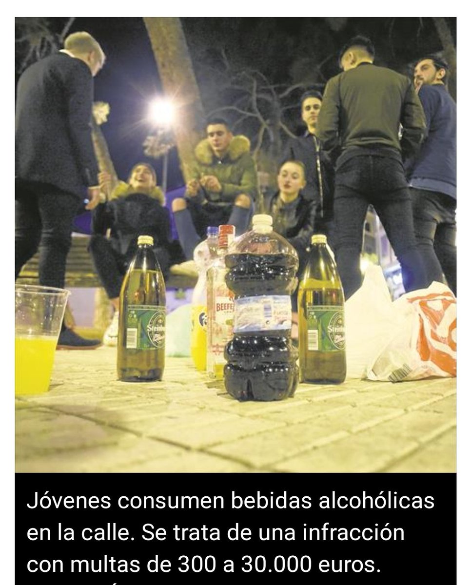 KTITI20's tweet photo. @laverdad_es El virus está esperando a las idiotas y gilipollas https://t.co/zFUpeF2lyl