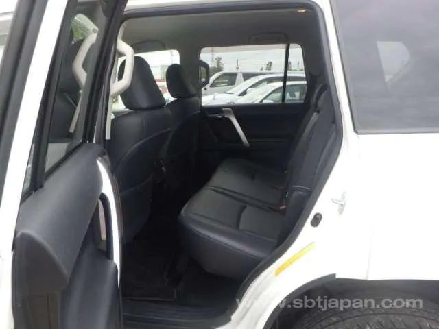 RtsUganda's tweet photo. TOYOTA LAND CRUISER PRADO 2014/8 TX L PKG

VEHICLE PRICE:  USD 30,042

Model Code:CBA-TRJ150W
Transmission:AT
Drive:4WD
Engine Size:2,690cc
Mileage:80,000km
Fuel:PETROL

Images: https://t.co/3jU8F8gyWP

For more information contact us at : 0773889243 / 0700889244 https://t.co/4xzNzUTWdT