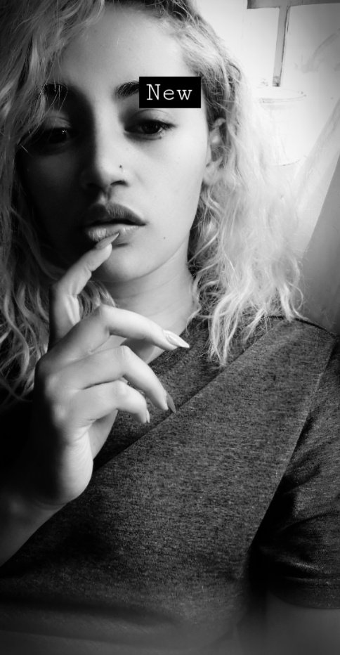 Call_Me_Cola's tweet photo. #blackandwhite https://t.co/dBrGu2MEbc