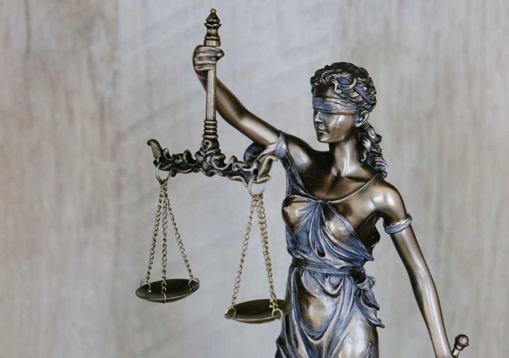 MMInc_ZA's tweet photo. Live with peace of mind knowing the best legal team is behind you. Our legal prices are shockingly affordable. Get a quote today and see why thousands of South Africans keep choosing us. #BecauseClientIsKing https://t.co/hYONKqGy9E