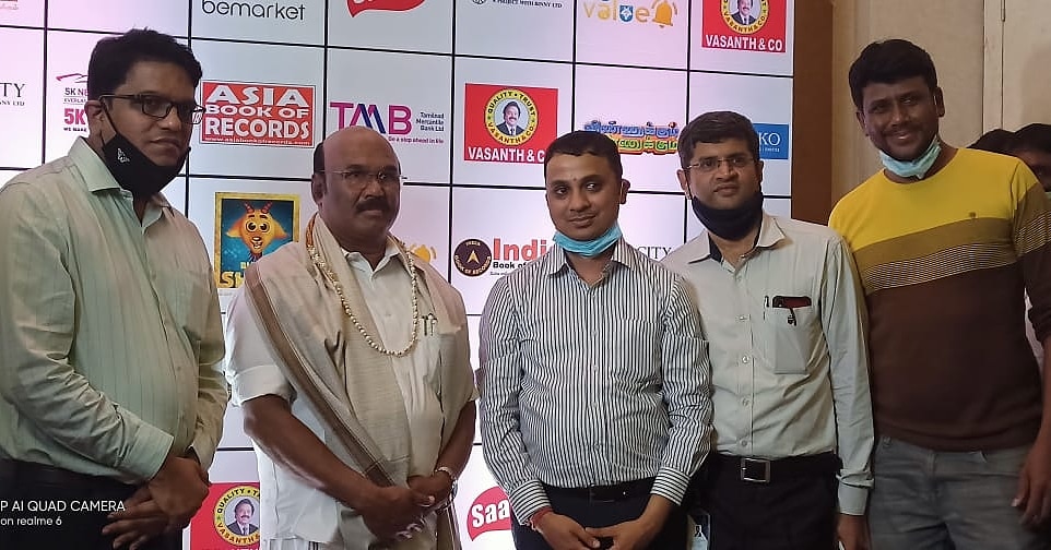 marketofindia's tweet photo. Hon'ble Minister Mr.D.Jayakumar along with our Director Navin Ranka and Managing Director Hitesh P Kawad at the Grand Launch of @BlackSheepTamil OTT platform happening at the Market Of India Experience Centre today.
#MarketOfIndia #OTTLaunch #BlackSheepTamil #TodayTrending https://t.co/DAQ4UlT16K