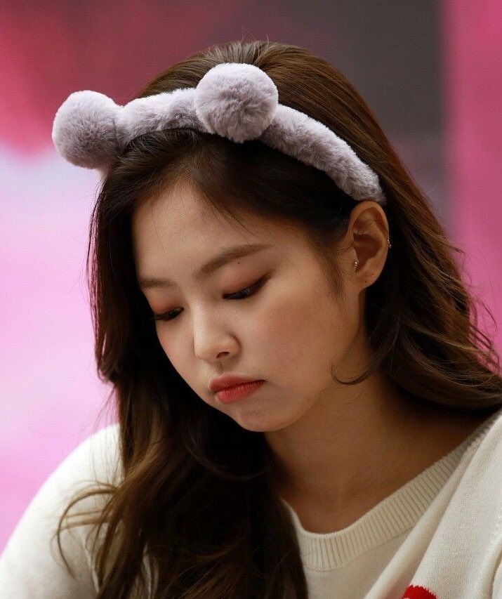 imyoursjennie's tweet photo. 251 https://t.co/KEadDYYye4