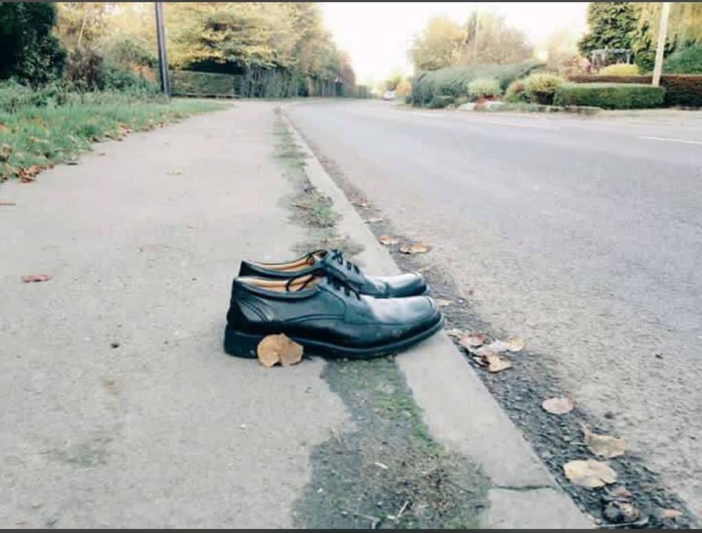 IvanItuza's tweet photo. Lost and found shoes . https://t.co/KKWJrz6SpO