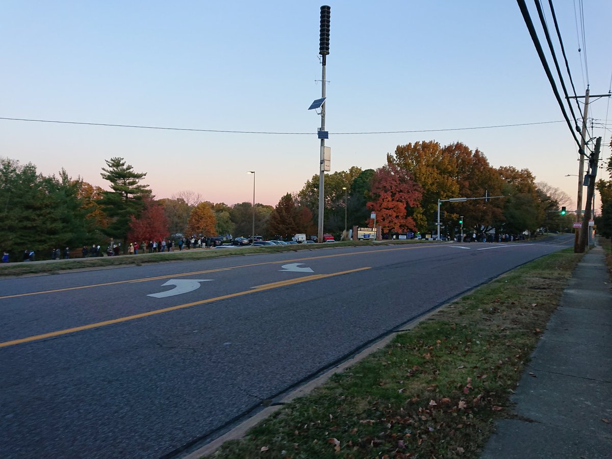 Voting. Got out to vote 6ish like I usually do. Instead of less than a dozen at the poll, easily many dozens in line. Democracy in action♥️