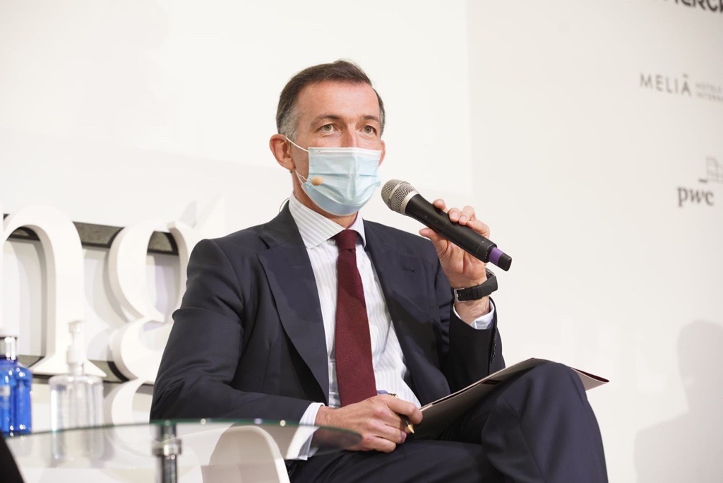 KreabEspana's tweet photo. "No existirá una igualdad plena entre hombres y mujeres sin una tolerancia cero con la #brechasalarial", asegura @emartinezbravo, CEO de @kreabespana, durante la presentación del Manual con más de 300 buenas prácticas empresariales por la igualdad de género en el II #CGSummit https://t.co/lox3qsHHTk