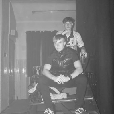 JUSTCUZZ_'s tweet photo. Guess who’s back 👀 #NewProfilePic https://t.co/E55XNQC4zL