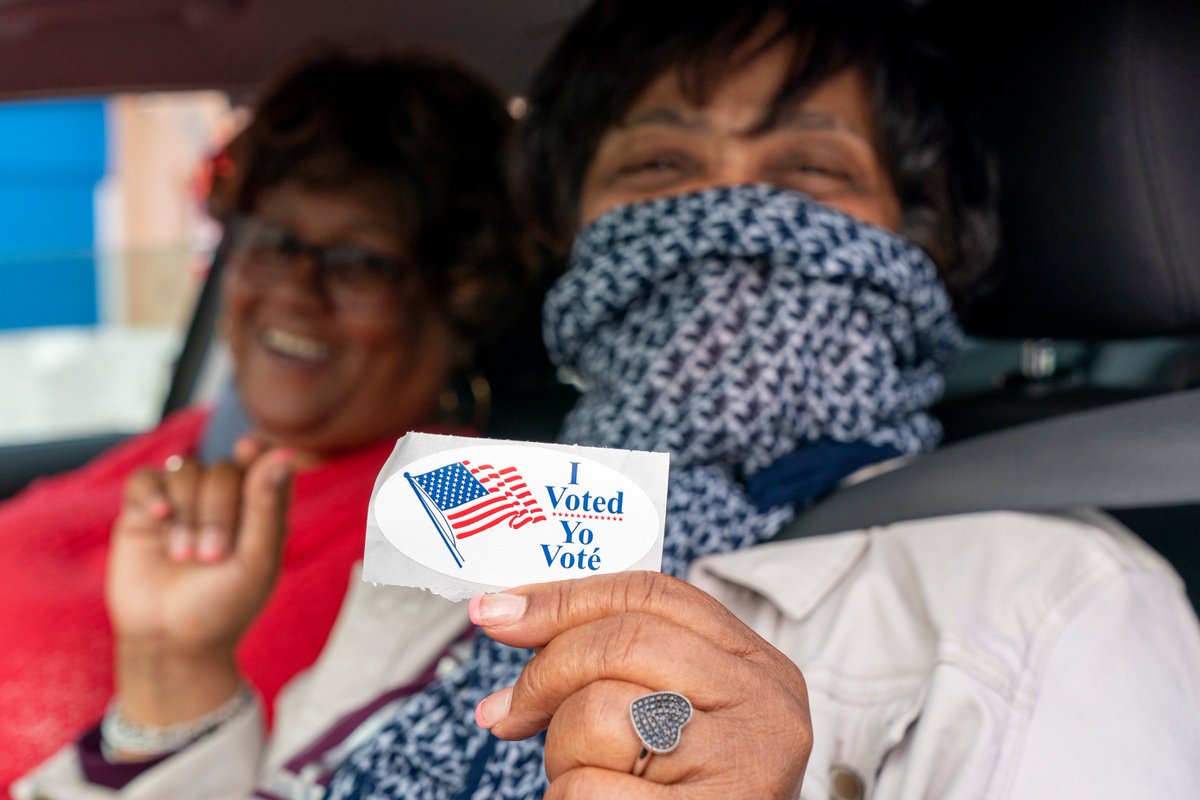 ajplus's tweet photo. Texas closed 9 out of 10 curbside voting locations in Harris County (4.7 million people, 43% Latino) for #ElectionDay.

It comes a day after courts blocked the GOP from discounting 127,000 votes cast at the locations.

The only location still open is Toyota Center. https://t.co/hdaqDXHJ72