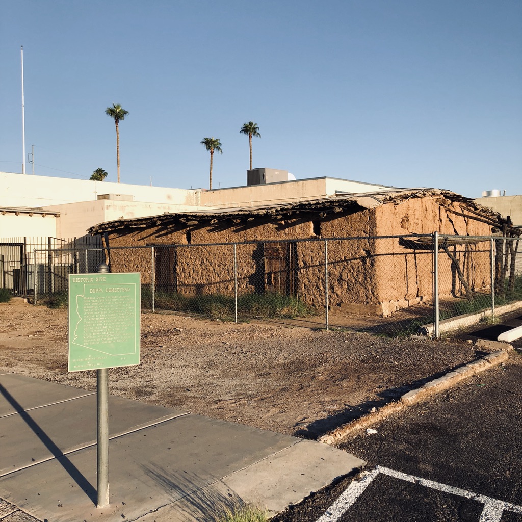 CityofPhoenixAZ's tweet photo. #NovembertoRemember - the Duppa adobe at 115 W. Sherman, the oldest house in Phoenix. In 1867 Darrell Duppa came to the area that would become Phoenix and homesteaded 160 acres. Duppa's credited with naming Phoenix. #Phoenix #PHX #Historic #History #PhoenixHistory #oldphoenix https://t.co/VEd2mhtpIV