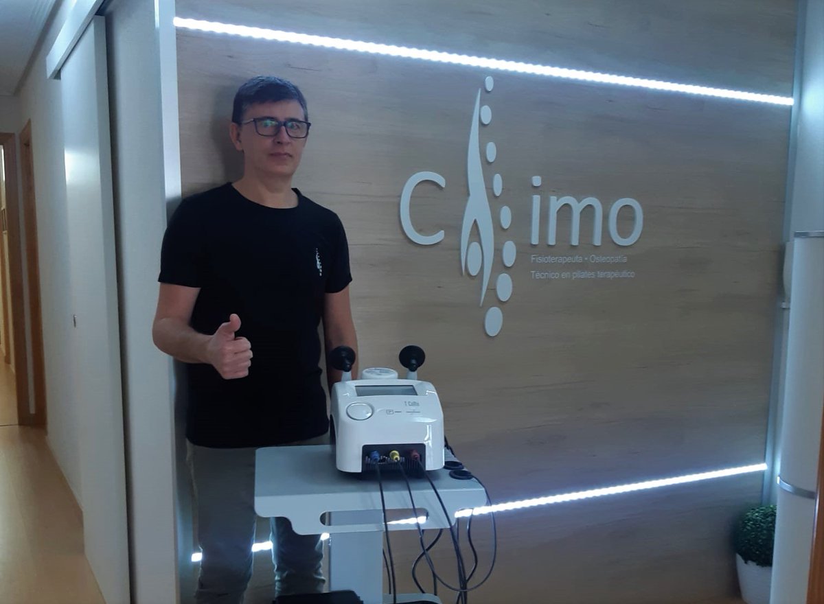 primfisio's tweet photo. Joaquín Hernández Quiles incorpora la #diatermia en su clínica de fisioterapia #CHIMO de Villena #Alicante. Ahora sus pacientes también pueden beneficiarse de los tratamientos con el equipo #TCareCompact de Easytech
#fisiotecnología #tecnología #fisioterapia https://t.co/pDwSilZjCP