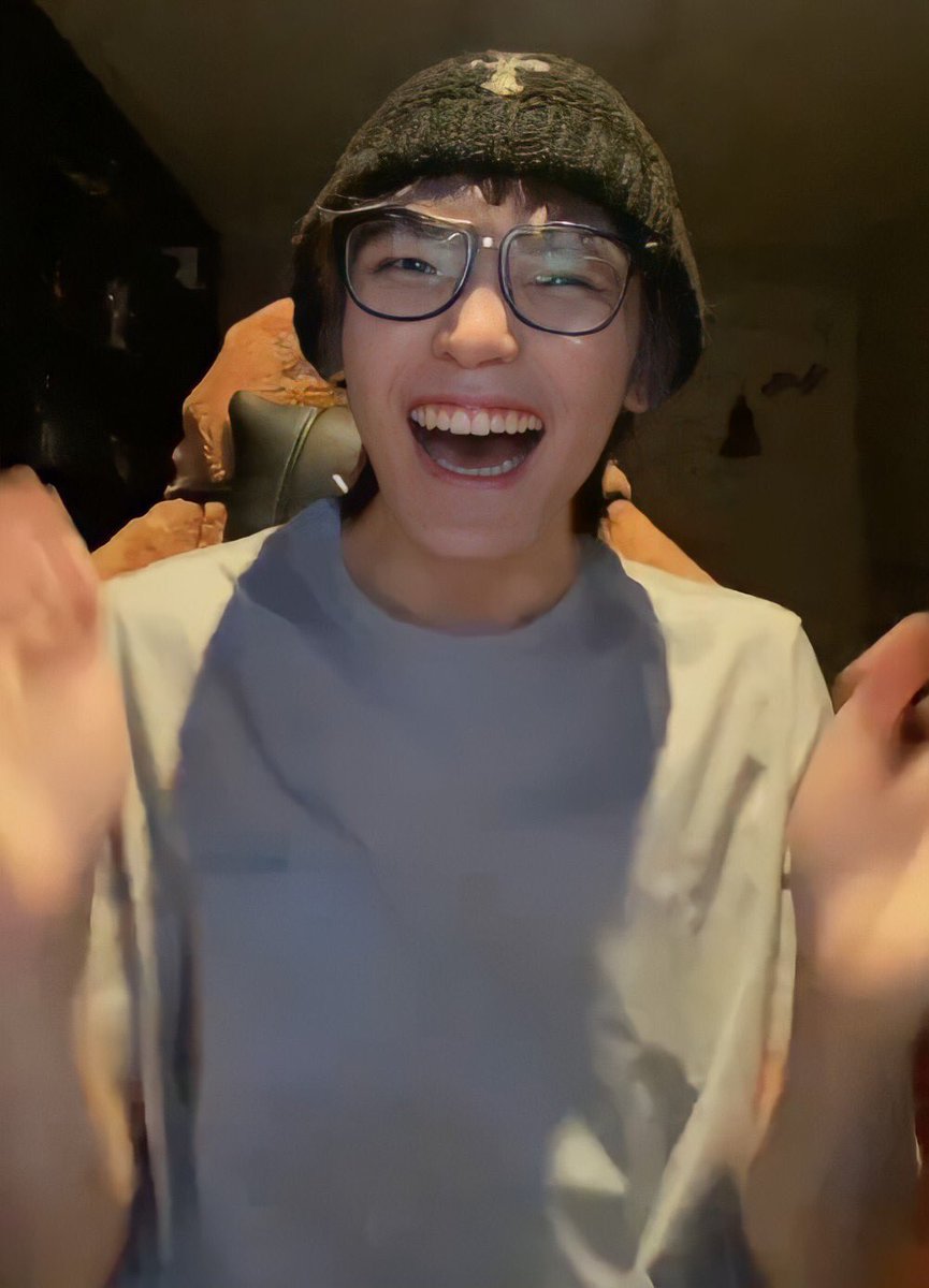 26. taeyong laughing makes him extra cute