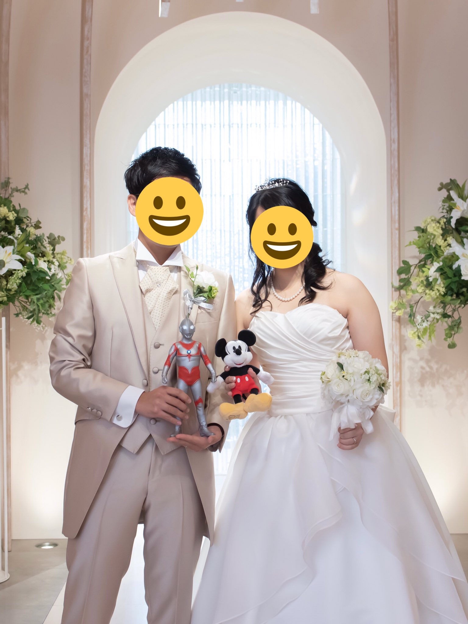 キヌタぬき 今年は籍入れたけど結婚式は中止になったので写真だけ撮影してきました 撮られ慣れてないので緊張したけど楽しい時間を過ごせました 予定していた結婚式だと諸事情でキャラクターを使えないのでお互いの好きなキャラクターと一緒に撮れました