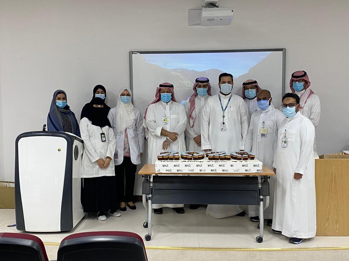 PedResidentsKSU's tweet photo. فخورين باطبائنا 👏🏻👏🏻👏🏻#مدينة_جامعة_الملك_سعود_الطبية #زمالة_طب_الاطفال https://t.co/cAMRtS59OE