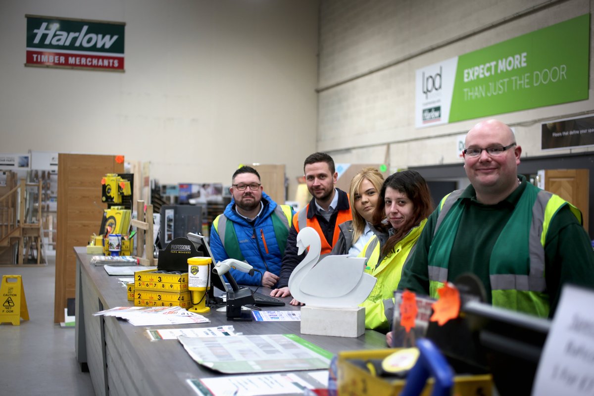 Even though our swans are now auctioned we still want to shout out to our wonderful sponsors
A big thanks to Swansor, Harlow Timber. They are also supplying materials for our giant swans and cygnets.