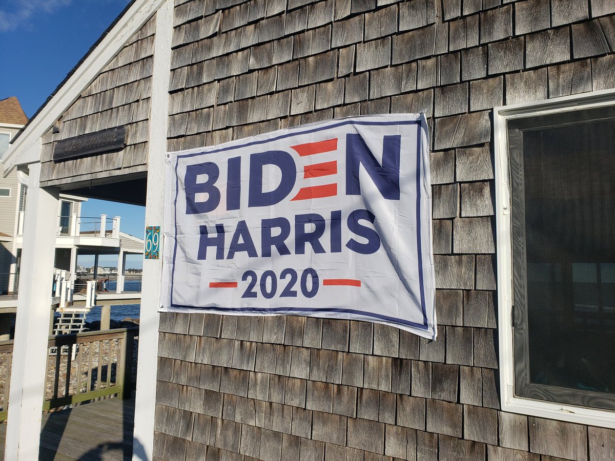 MoePug's tweet photo. Gonna be a LONG day!  #BidenHarris2020 @BigLouis10 @gorman_ln https://t.co/IEN0G4wGgS