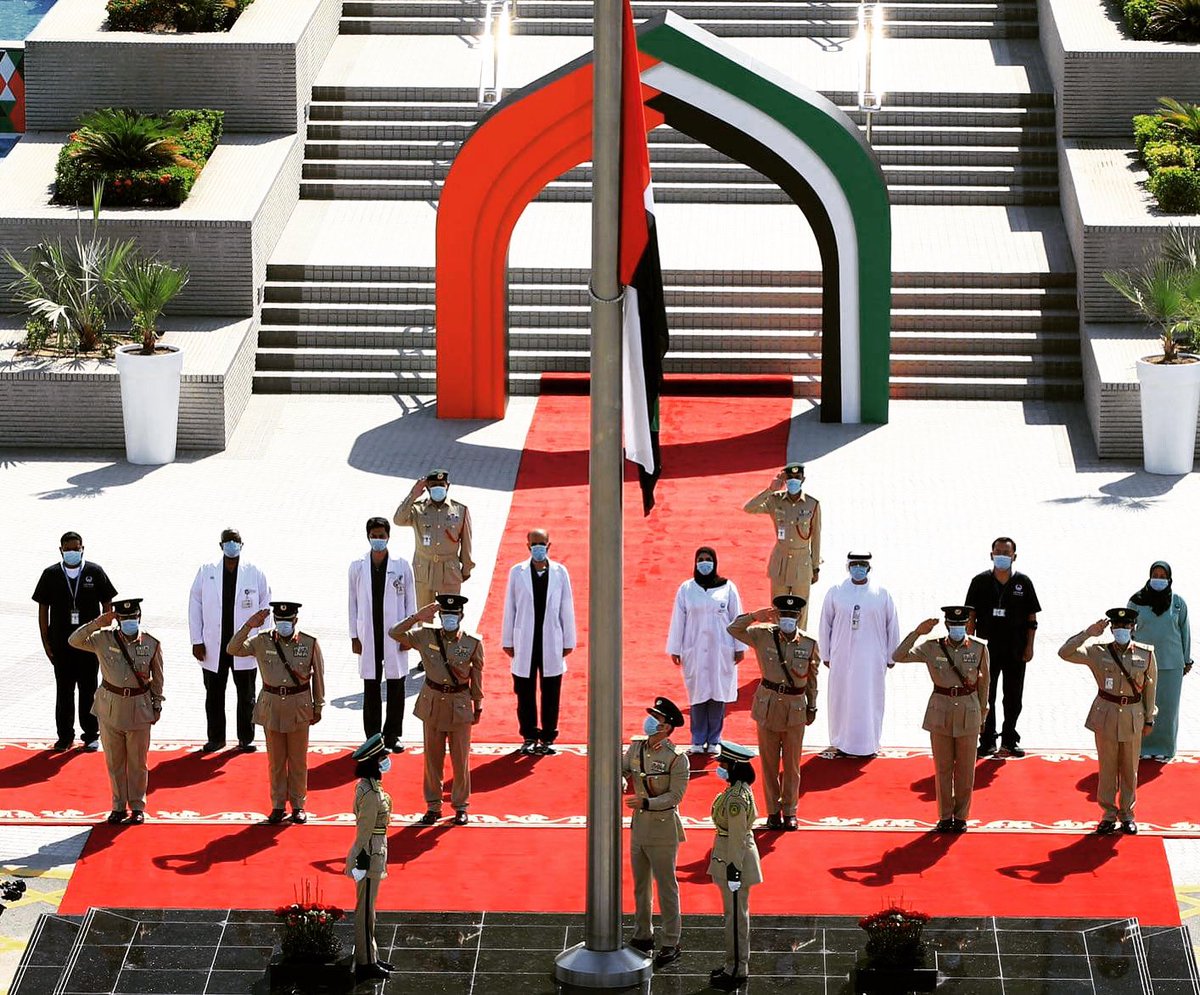 𝚁𝚊𝚒𝚜𝚎 𝚒𝚝 𝙷𝚒𝚐𝚑 , 𝚁𝚊𝚒𝚜𝚎 𝚒𝚝 𝙿𝚛𝚘𝚞𝚍 🇦🇪
#flagdayuae 🇦🇪