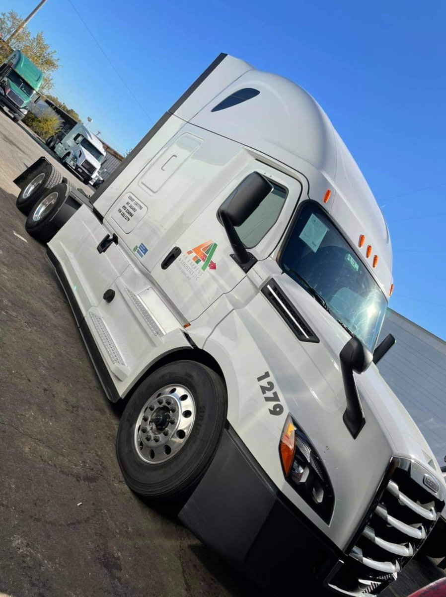 aa__express's tweet photo. Another addition to the family!!! https://t.co/4cve98PZpr