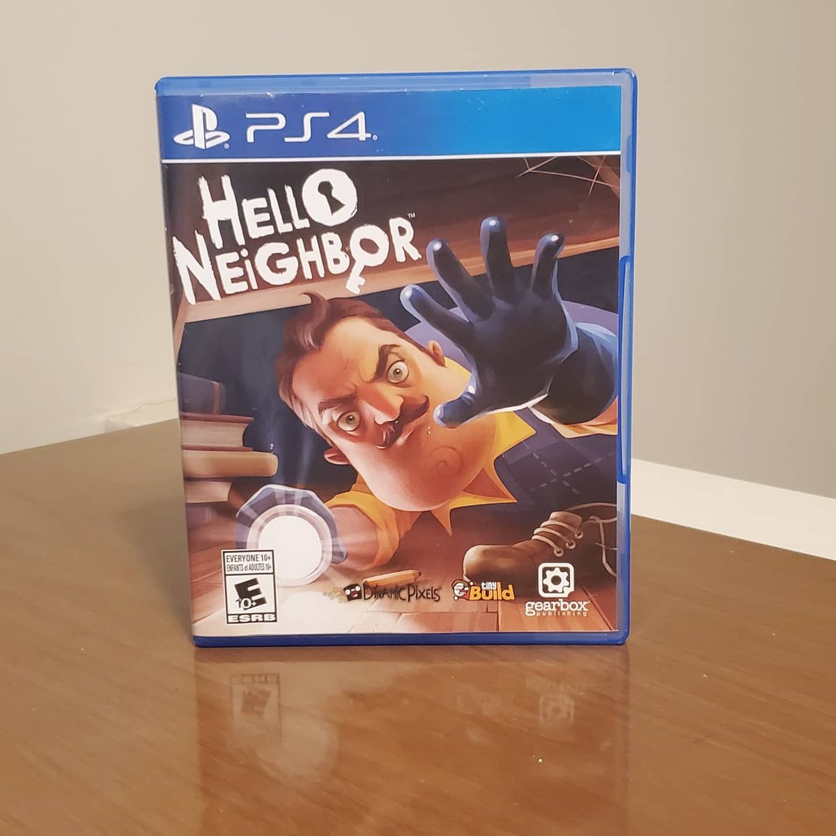 eastretrogamer's tweet photo. Hello Neighbor for the Sony PlayStation 4 complete (does not come with manual). #sony #playstation #playstation1 #playstation2 #playstation3 #playstation4 #playstation5 #playstationgames #playstation4games #playstation4pro #playstation4slim #helloneighbor #helloneighborgame https://t.co/JTmLv1RP3x