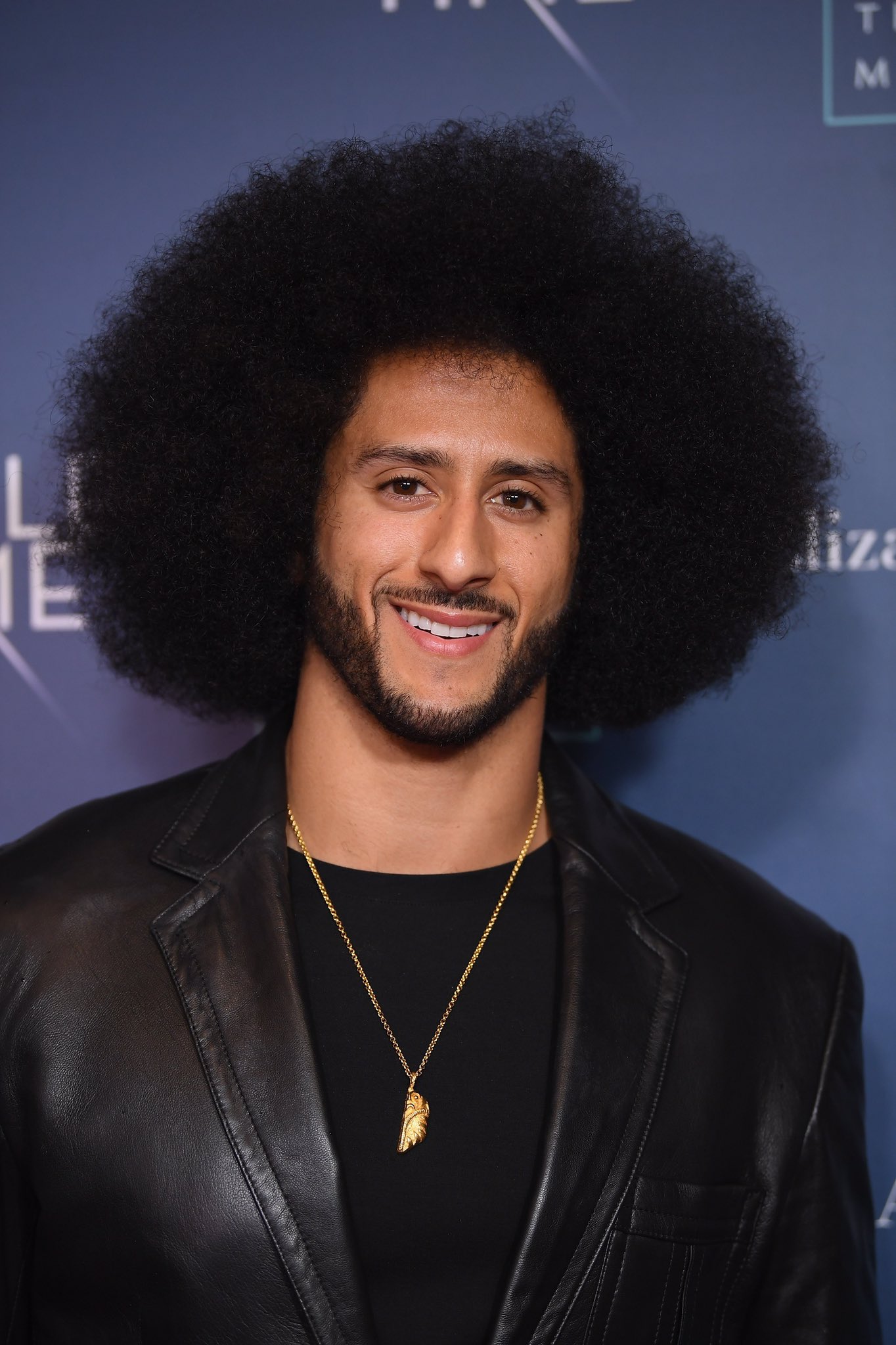 Happy birthday Colin Kaepernick 33 