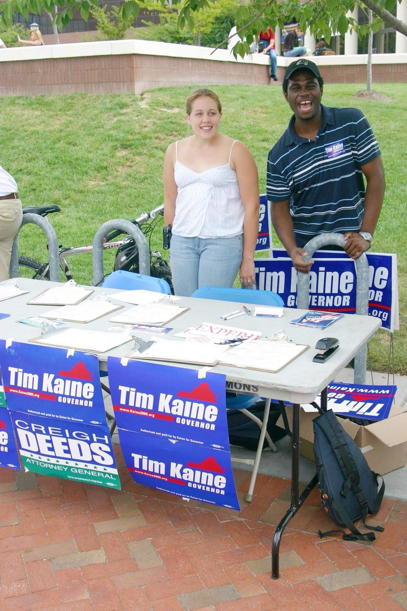 Tavarris in 2005 volunteering for Tim Kaine at VCU studet commons