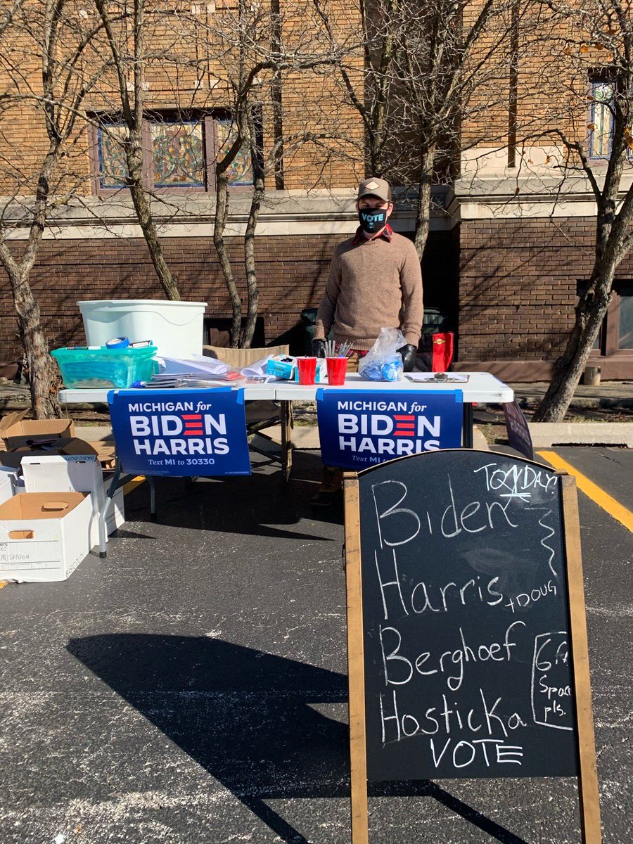 _KendraAfia's tweet photo. Come vibe with us!! Last day launching canvassers in Muskegon and the sun is shining bright βοΈ
#MichiWIN #WildWildWest
@OneCampaignMI https://t.co/0FnGoVLOdm