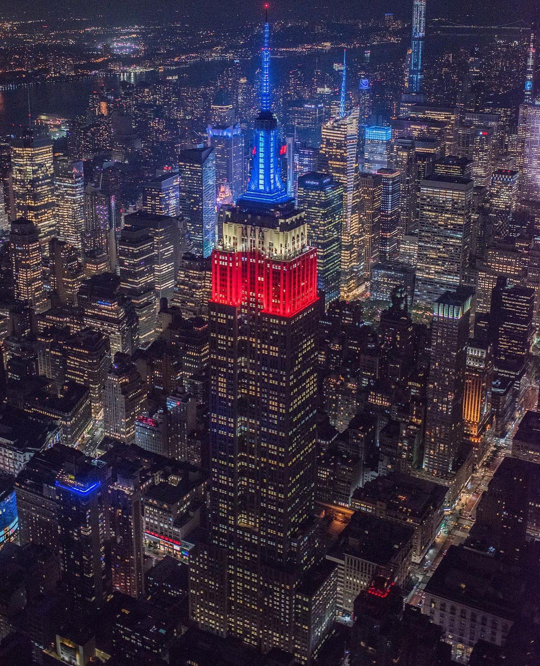 Empire State Building On Twitter Lighting Up The Night In Red White Blue For Electionday Make Sure Your Voice Is Heard Vote A3x Nyc Ig Esbright Https T Co Dagqd2diyt Twitter