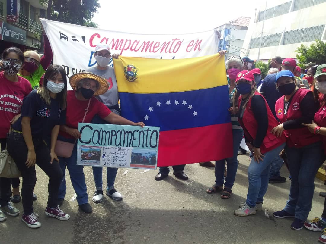 Utso5Falcon's tweet photo. #03Nov #MPPSP_PRESENTE👊 Junto a las #ComunasSueñosDelComandante 👊y Diputados del #ConsejoLegislativoDelEstadoFalconCLEF en el Inicio de Campaña por el Rescate de la Asamblea Nacional #Somos_Falcón🇻🇪 @PartidoPSUV @irisvarela @mirelct  @65Leudi @AtelloPsuv1 @jlchirinospsuv https://t.co/oGZs6ODY6l