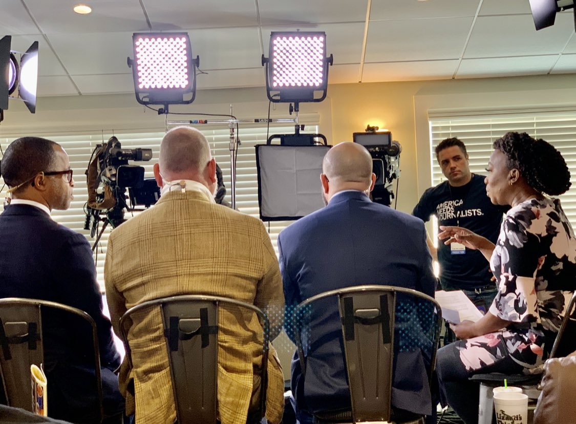 The following day during the SC primaries I took students to a taping of  @amjoyshow, arranged an interview w/  @WhipClyburn & brief meeting w/host  @JoyAnnReid who also spoke to my race & media class 5 years earlier  @WakeForest  #Election2020    #Vision2020Nation  @AU_SOC  @AmericanU