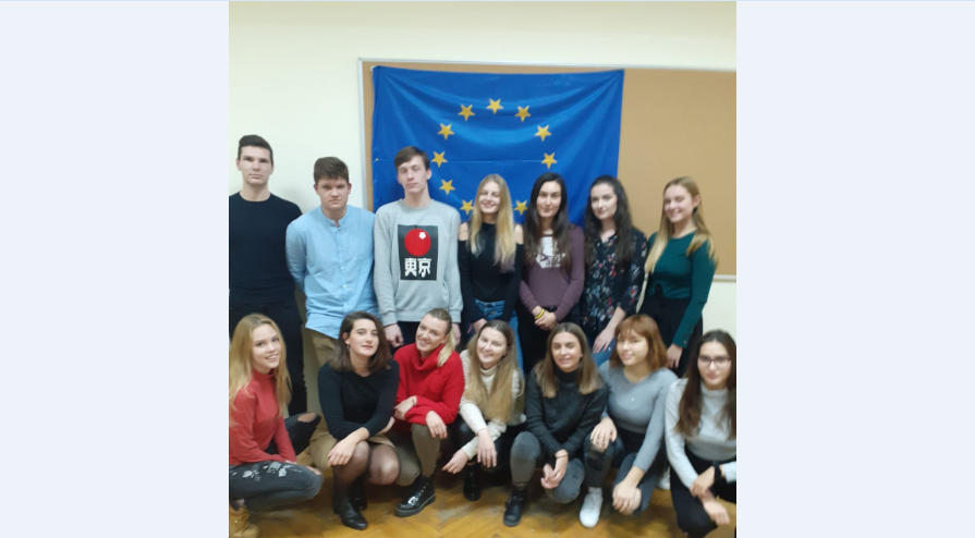 YourInitiatives's tweet photo. Students from college 2. Gimnazija in Zagreb, Croatia, made an extensive campaign about people with disabilities’ right to a safe and easy mobility.
https://t.co/W7uHOUCpK2 https://t.co/JL8JxjNeTR