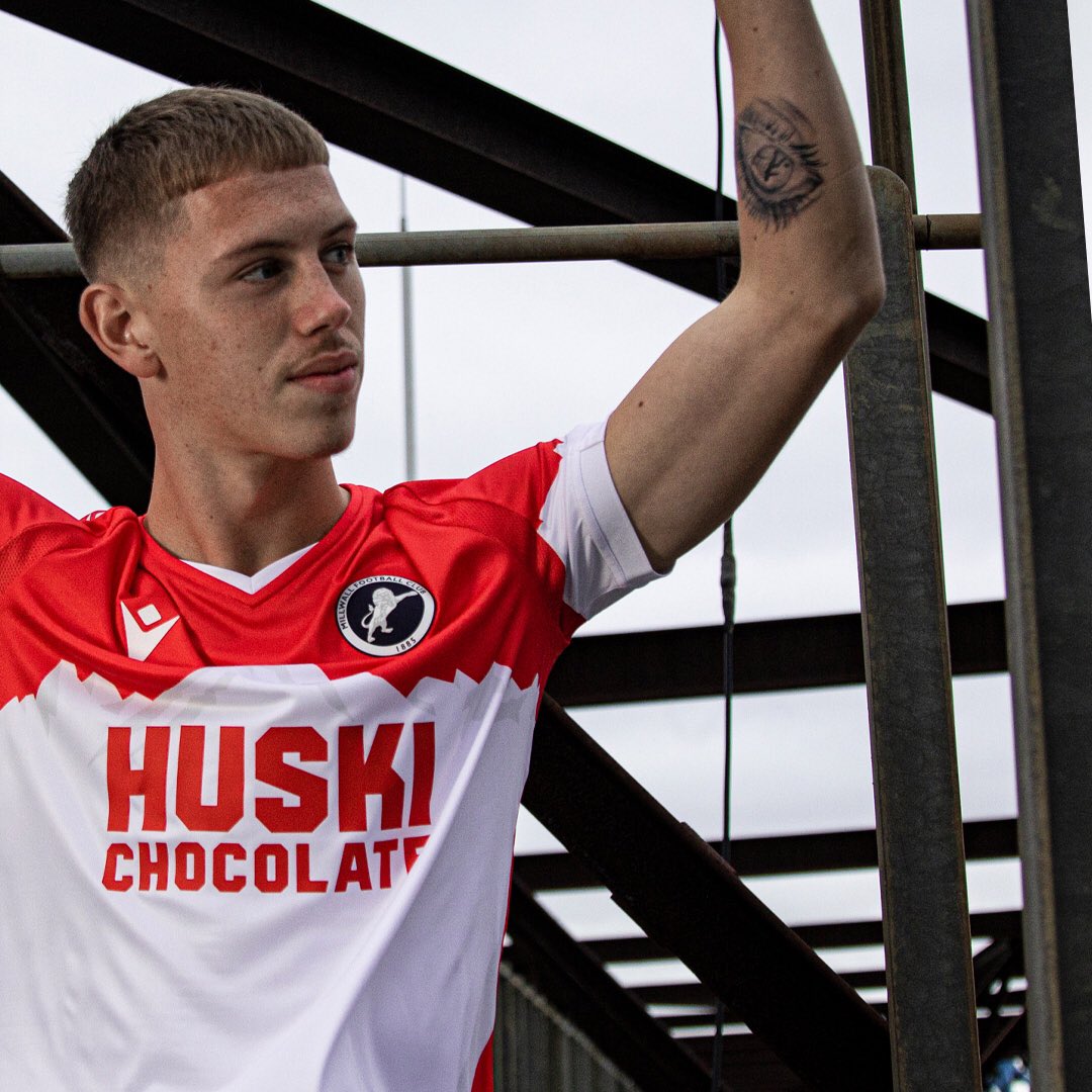 HuskiChocolate's tweet photo. WIN THE BRAND-NEW LIONS KIT!  

We’re giving away a signed 2020 Huski x Millwall shirt.  

All you need to do to win is tell us in the comments below: 

‘What is your idea of an Adventure?’ 

Show some love, follow us, RT, like and share this post to spread the word. https://t.co/RSne72HRPw