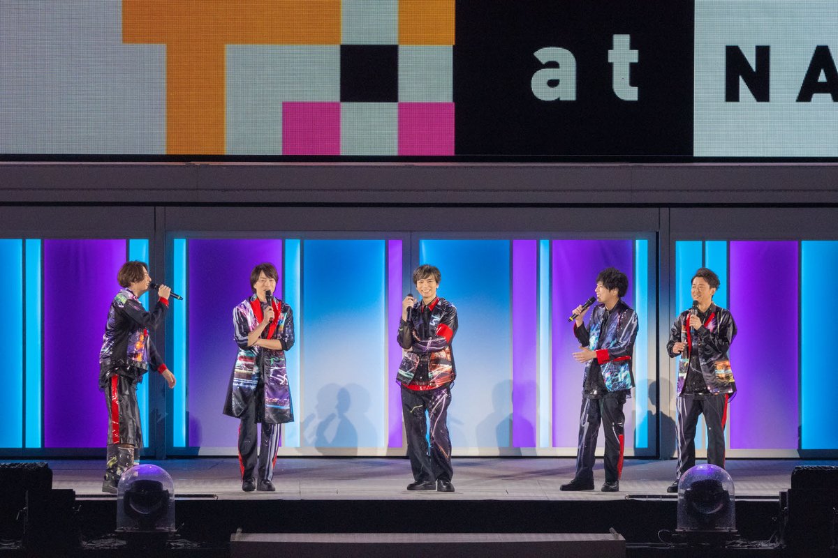 ちょい見せトーチュウ 11/4〕 嵐フェス特別紙面。 保存版特大写真