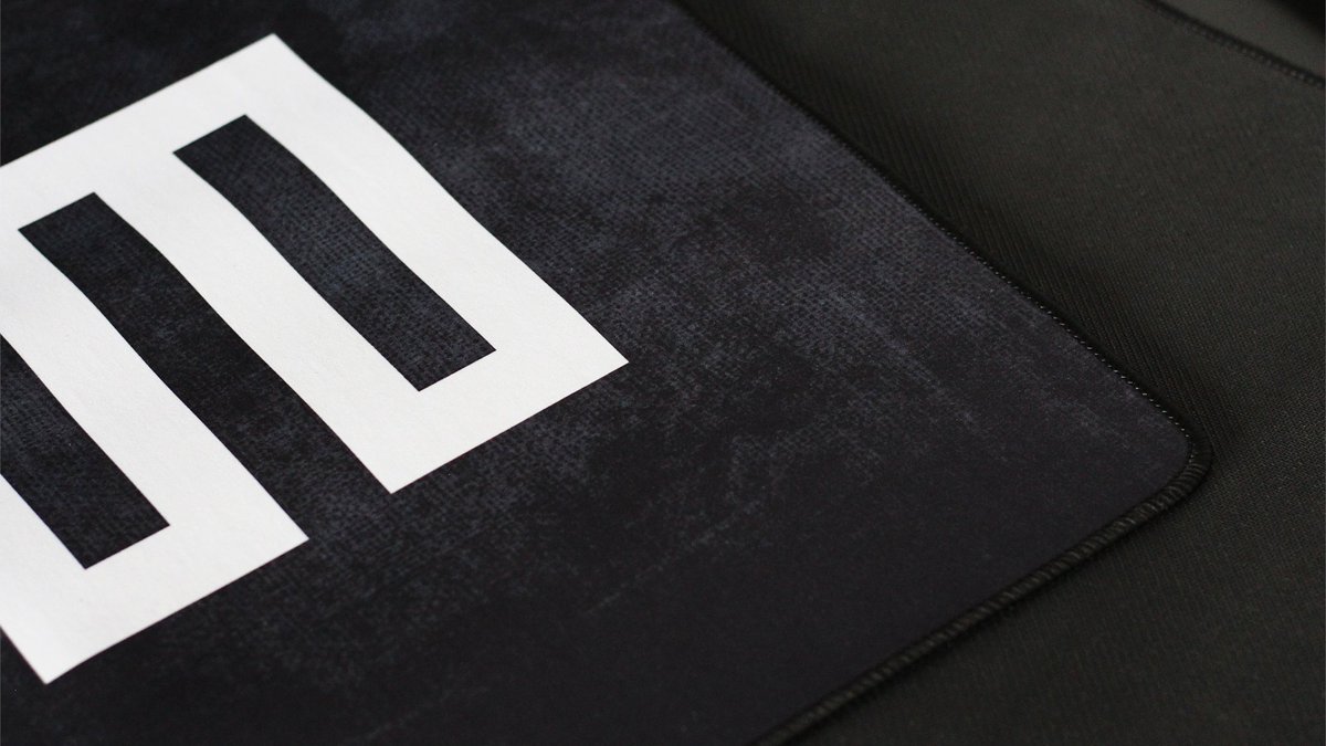 ManateeGG's tweet photo. Whether you're working from home or working your way up the leaderboards, every setup deserves a custom mousepad upgrade. 

More info 👉https://t.co/gqPXf8X5KP https://t.co/rmKGx88kkK