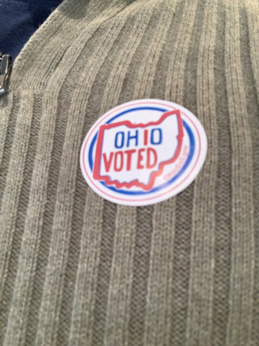 DocRayo's tweet photo. Alright, Ohio. And my fellow Americans. If you haven’t voted yet, if you think that your vote doesn’t matter ... it does. The country will change in one direction or another in the next four years. Show our government the direction you want it to go!!!! #O-H #Vote https://t.co/psYx6oIWTW
