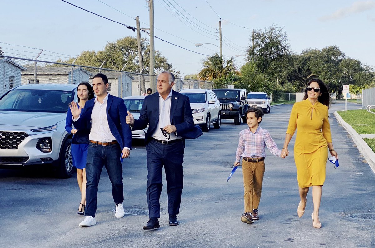 SteveBovo's tweet photo. A family that votes together stays together! Blessed to vote alongside my loved ones and in a community where many fled from countries that don’t have a democratic process. I thank my family for joining me on this year-long journey. Let’s get it done, Miami-Dade! #ForwardTogether https://t.co/JdP2kZ3gJP