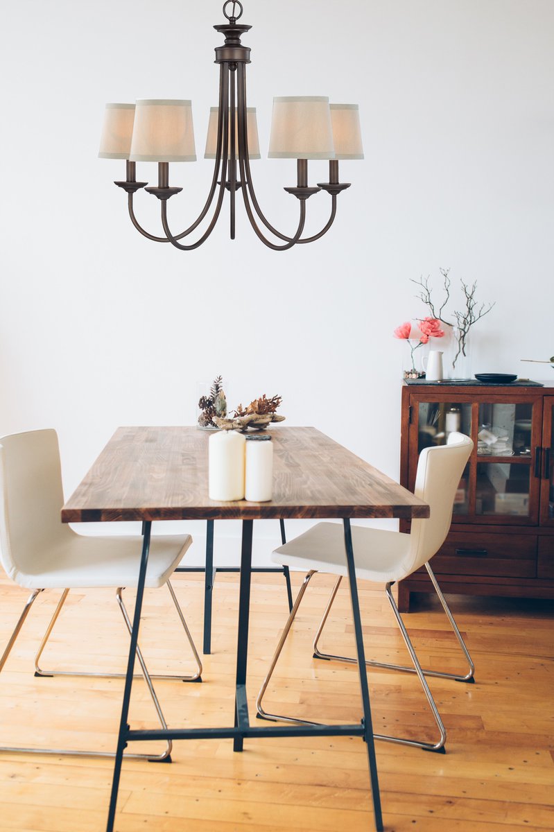 lampsusa1's tweet photo. Take this beauty home with you.
If you love simplicity and versatility, this one's for you!
Let its light guide your best decisions. https://t.co/4igZYzlxcS
#chandelieroftheday #craftmade #craftmadelighting #chandelierinstallation https://t.co/5elDjeK6RN