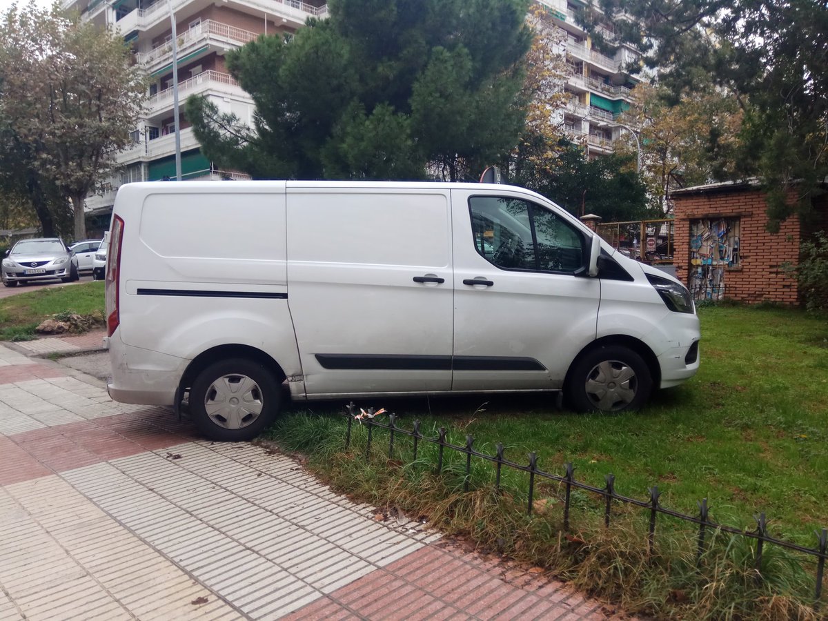 soyMontseB's tweet photo. ¿En serio todo vale? @PoliciaAlcorcon @Hardcorcon https://t.co/kOFQE2VsPf