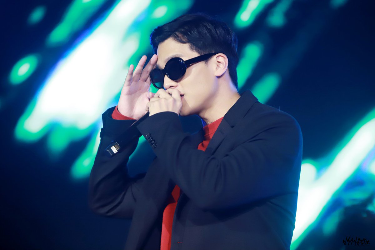 Minsu92club's tweet photo. 191103
PARTY TO.N9NE IN LA

온통 너로 가득 그려진 하루이길

#ArtistCAPDay
 #TEENTOP #틴탑 #캡 #방민수 @TEEN_TOP https://t.co/DOQGu5yLAp