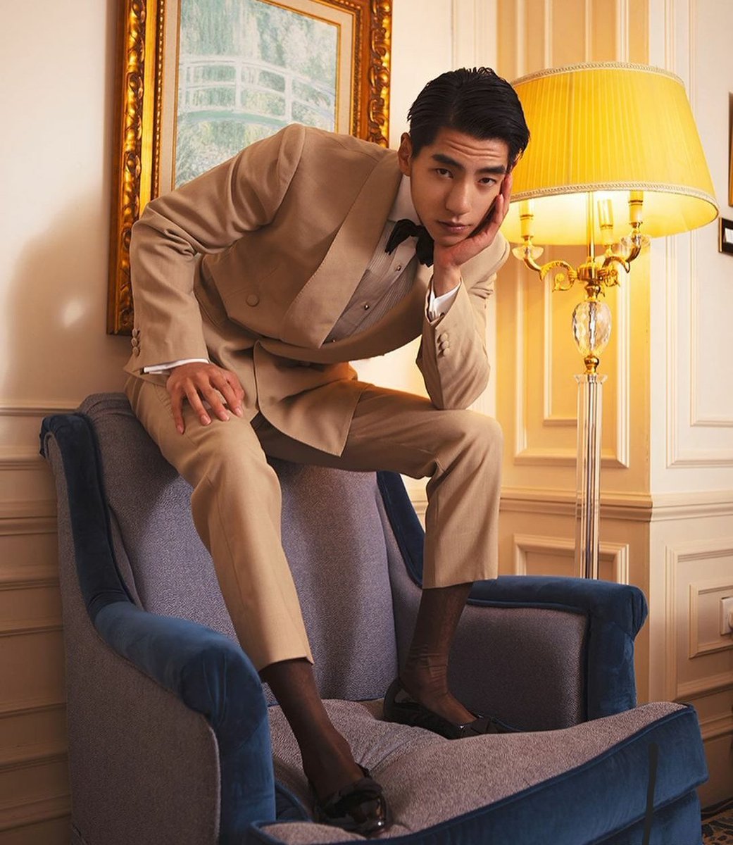 FernandoTigani's tweet photo. Opera pumps and sheer socks 

#sheersocks #otcsocks #ultrasheersocks #mocassimdeborlas #calcetinesejecutivo #transparentsocks #blackshoes #crystalsocks #worksocks #фатиновыеноски #sockgame #tutusocks #shoes #metrosocks #tasselloafers #loafers #embellishedsocks #goldtoe #meshsocks https://t.co/6Un5j8LVSP