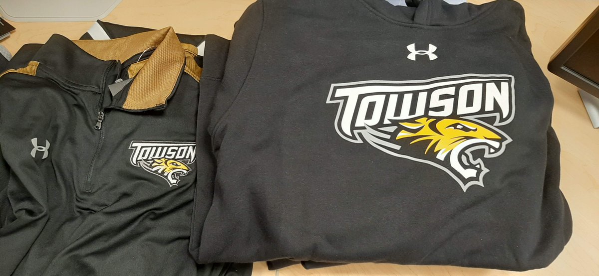 Leading up to the start of the basketball season, every TUESDAY in November, we're giving away Towson gear! 

How to enter:
1 Follow <a href="/TowsonTigers/">Towson Athletics</a>
2 RT this post
3 Reply with an @ of who you would bring to a game
4 Both must follow <a href="/TowsonTigers/">Towson Athletics</a>
