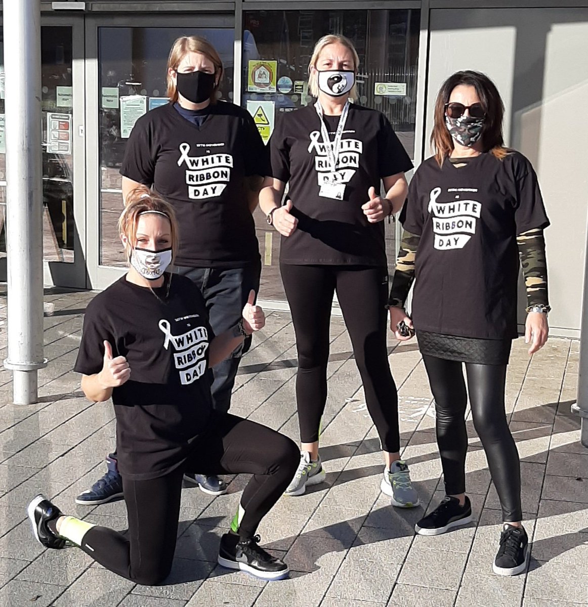 RechargeTelford's tweet image. The Recharge team supporting @WhiteRibbon_UK to end violence against women @HealthyTF #DomesticAbuse #Solidarity #MeToo #tuesdayvibe