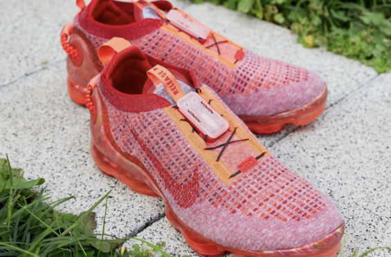 2020 red vapormax