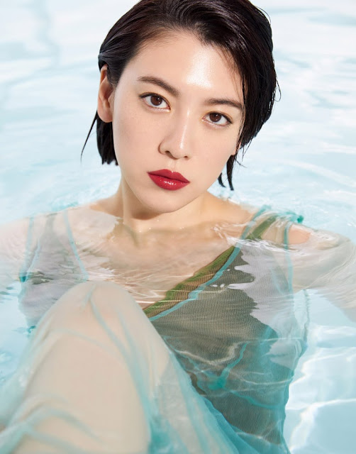 みよしあやか, 三吉彩花, Miyoshi Ayaka - Vogue Japan, December 2019