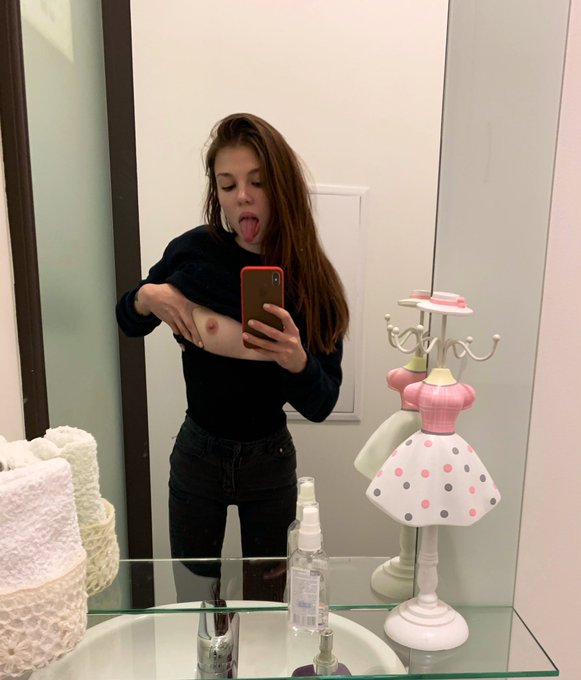 don't forget to wash your hands ? https://t.co/uTHhOJpdJu