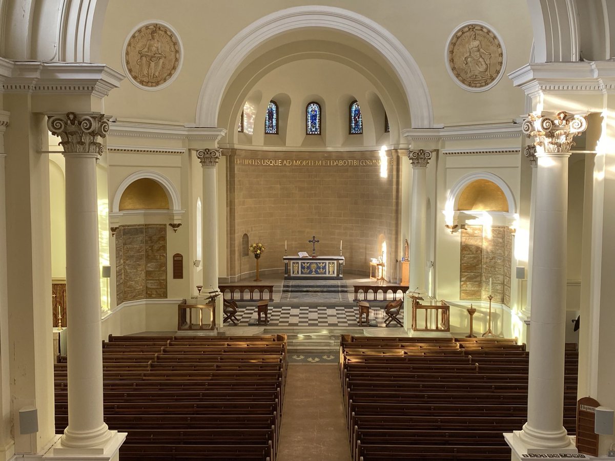 HbyChapel's tweet photo. Light streaming into the Chapel ahead of this evening’s 5:30 pm Requiem Mass to remember the faithful departed. All staff members and pupils are welcome, and we look forward to hearing the service sung by the Chapel Choir and soloists. https://t.co/fBfMYdJ7G3