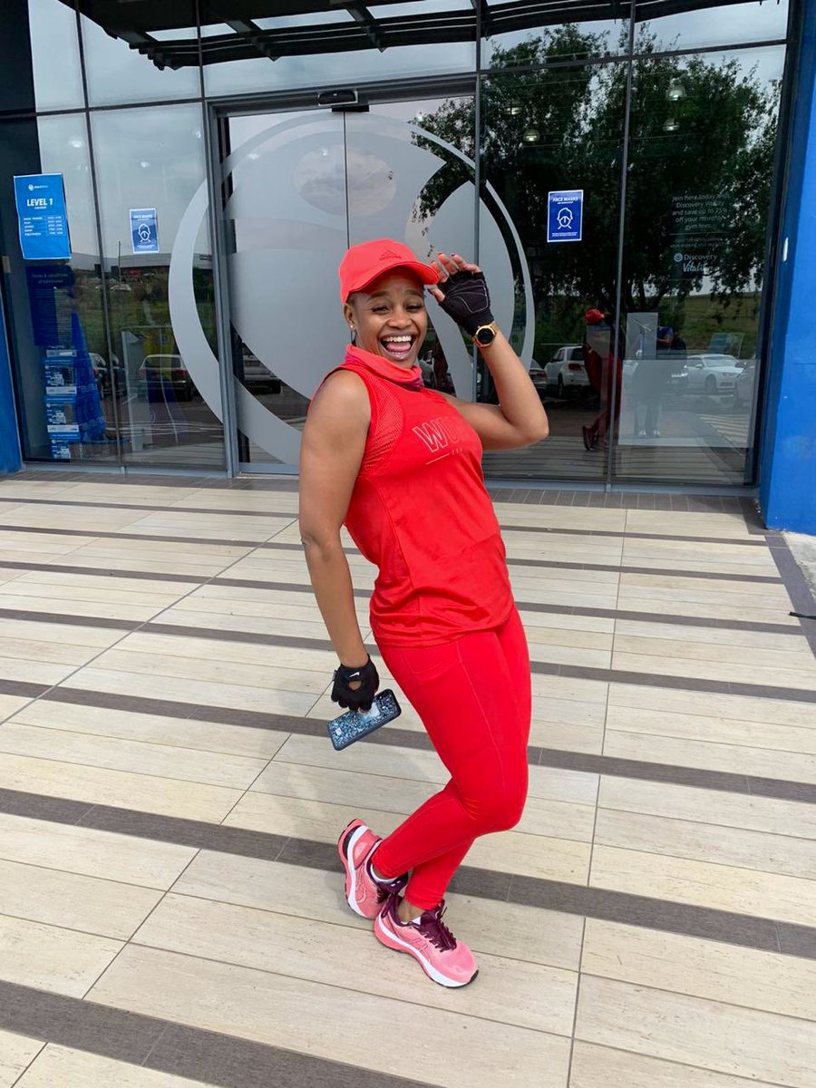 MrsHusbae's tweet photo. I go to the gym because I think my great personality could use a banging body. 😎
#Mrshusbae
#Mrshusbaefitness
#WeMove
#BeInspired
#BeMotivated
#FetchYourBody2020 https://t.co/pumw3IUdoR