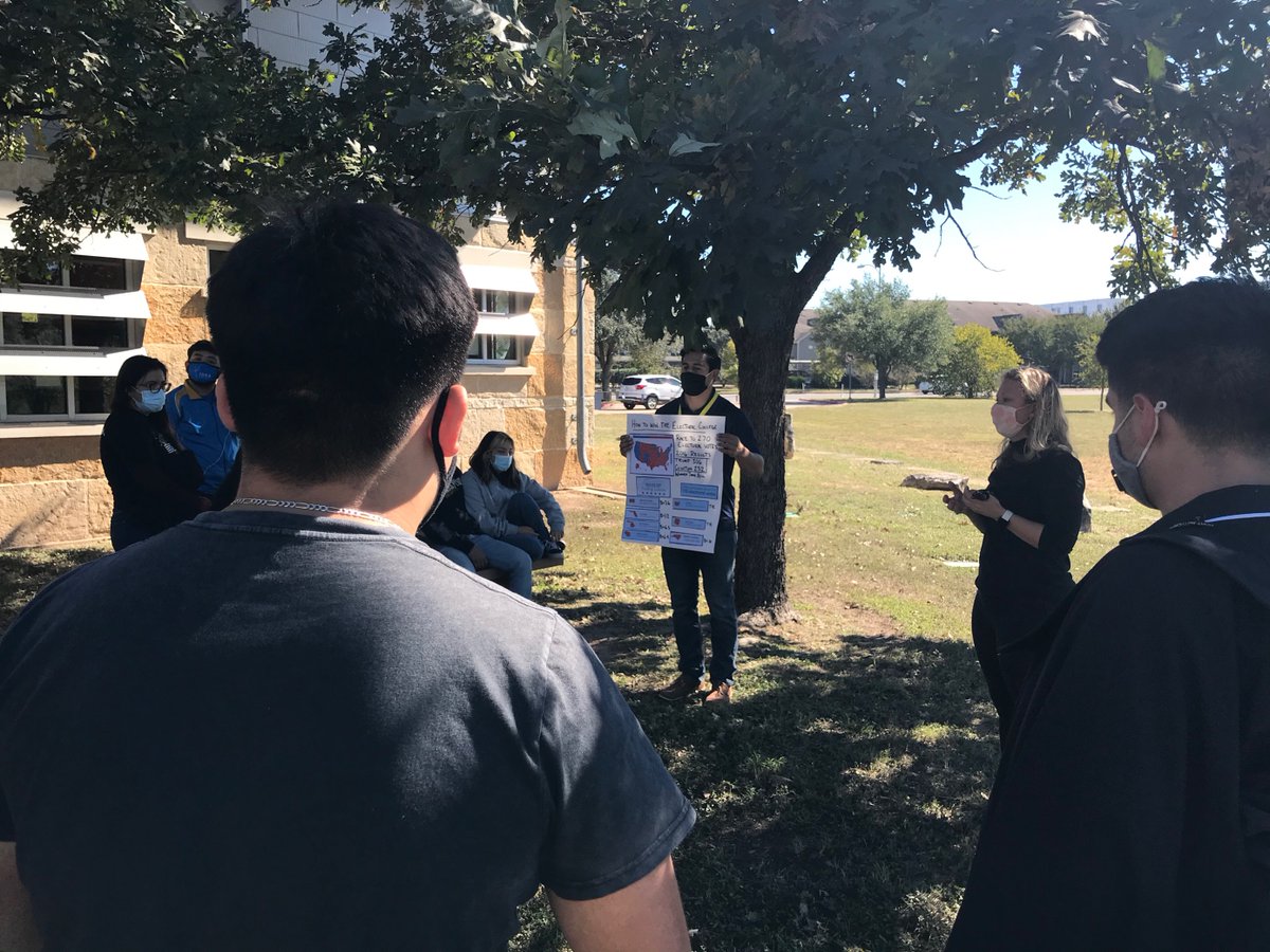 IDEAschools's tweet photo. Today is #ElectionDay!🎉 Voting is the most effective way to make your voice heard. Make a plan to vote TODAY & share your photo using #IDEAVotes! Find your polling location: https://t.co/z4YKzWs1oQ
Photo: IDEA Montopolis College Prep seniors engaging in a voting field lesson. https://t.co/vCMEaX2J44