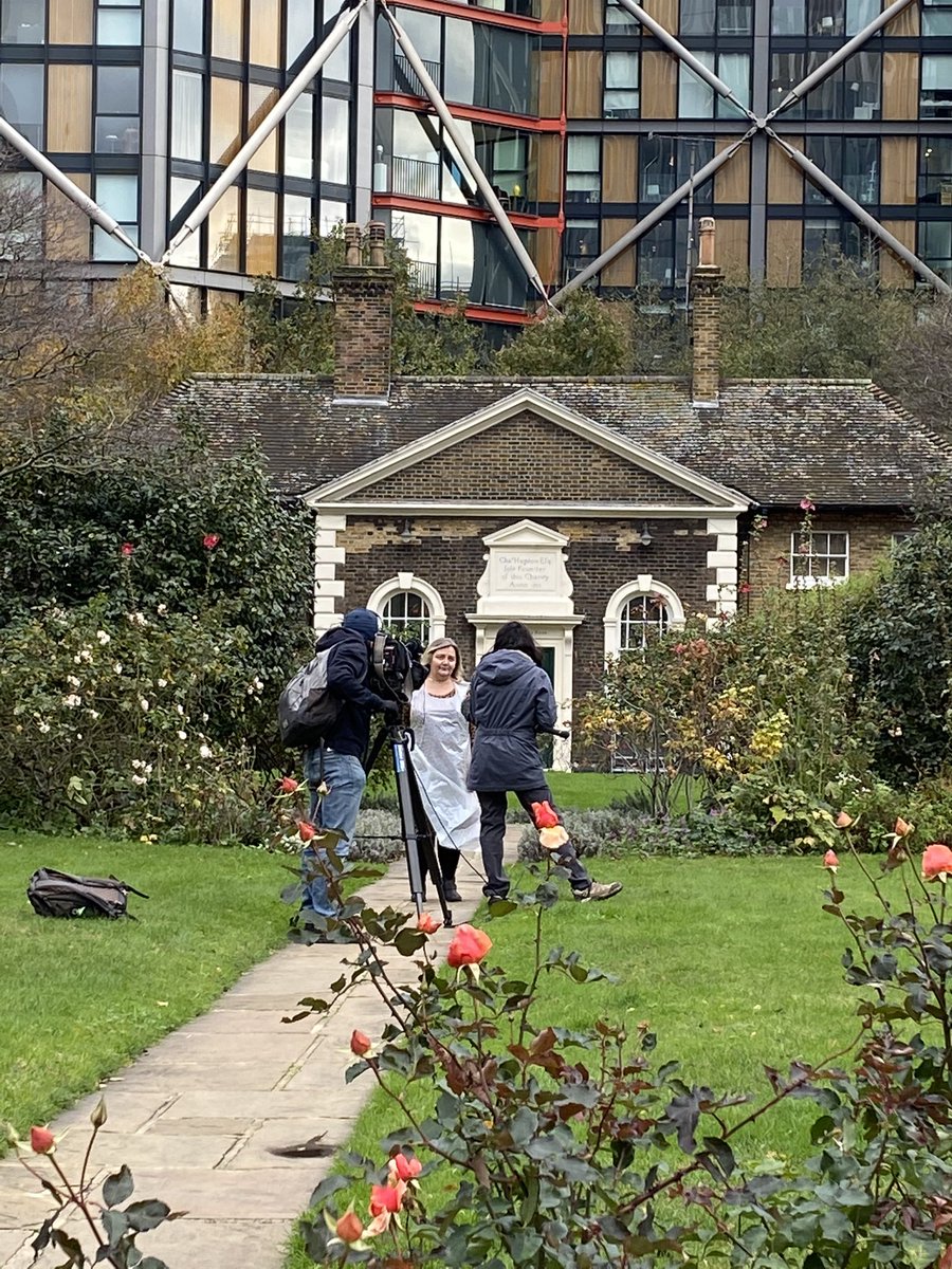 UnitedStSaviour's tweet photo. Looking forward to tonight’s BBC London News feature on effect of lockdown on older Londoners, filmed at our Hoptons Almshouses #Southwark. Thank you @AysheaBuksh and our brilliant staff and residents. https://t.co/D8toxDkVVQ