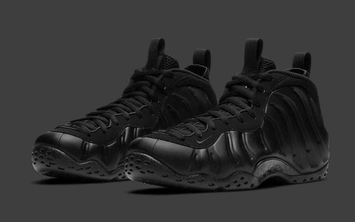 SneakerShouts's tweet photo. Easy Cop: Nike Air Foamposite One "Anthracite” restocked with free shipping 

BUY HERE: https://t.co/2VBgAbM79S https://t.co/vcZSqMtyhm